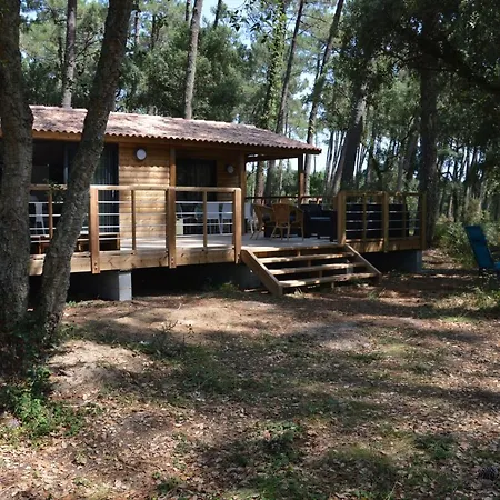 Chalet 62 *